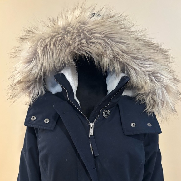 Vintage Hollister Jacket Fur Hood Trim Size Small - Picture 2 of 9